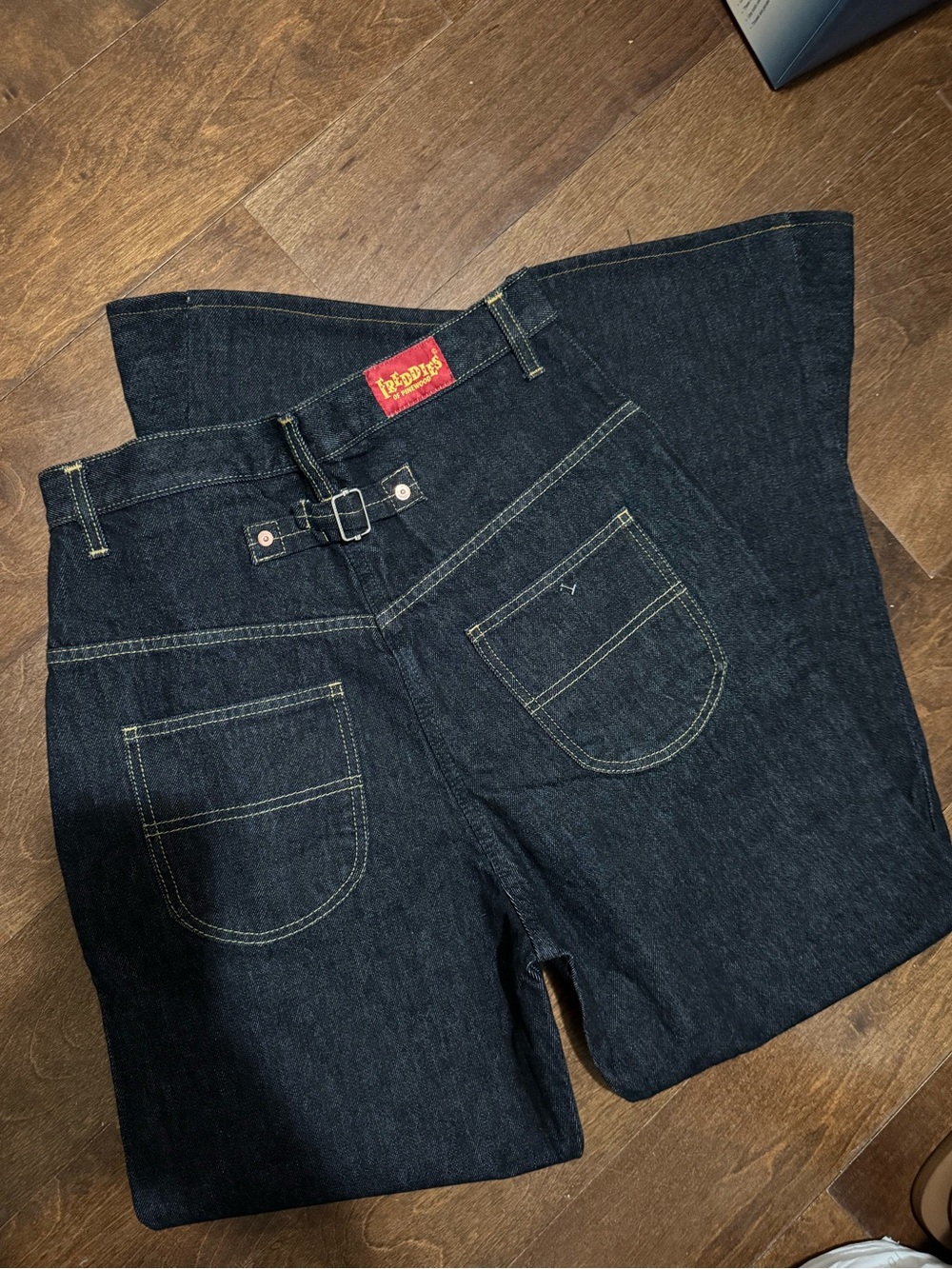 Freddie’s of 
pinewood size 30 nwot